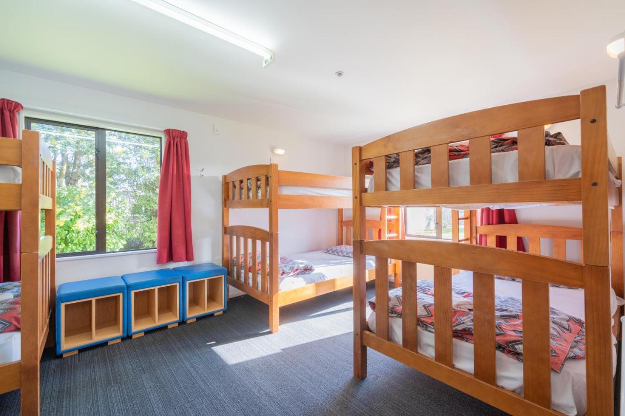 Te Anau Central Backpackers ภายนอก รูปภาพ