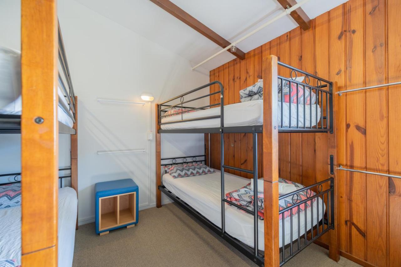 Te Anau Central Backpackers ภายนอก รูปภาพ